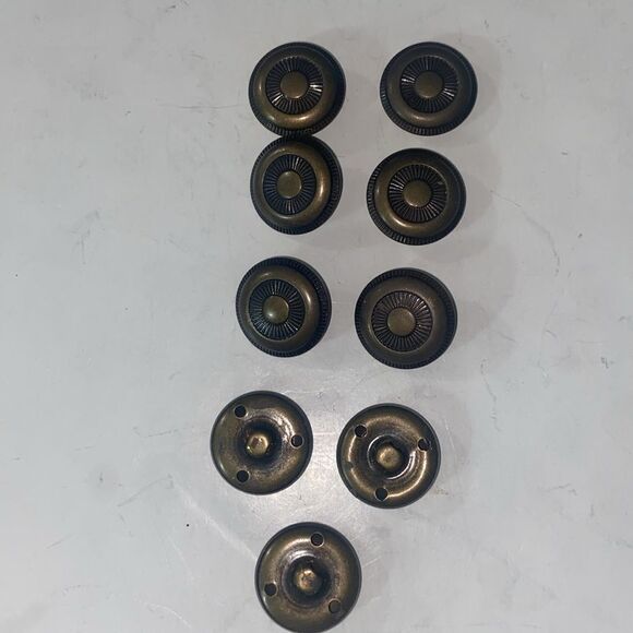 Vintage 9 Piece Buttons - Picture 4 of 8